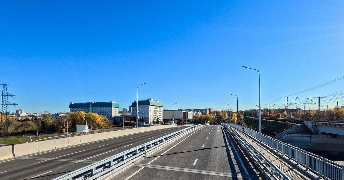 Собянин: в Москве построили путепровод над Южной рокадой